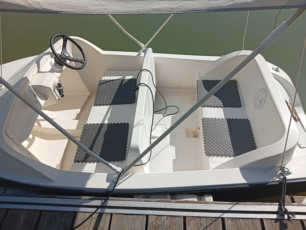 promenade-bateau-sans-permis-canal-du-midi-toulouse